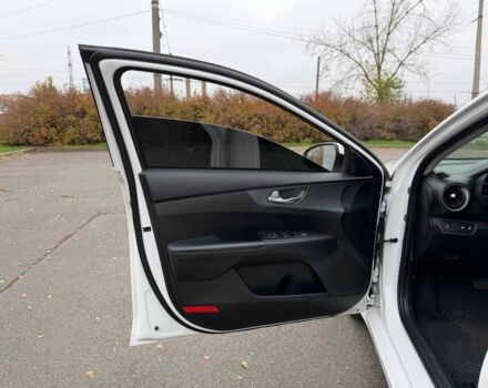 Белый Киа Другая, объемом двигателя 2 л и пробегом 128 тыс. км за 13500 $, фото 17 на Automoto.ua