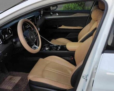 Белый Киа Другая, объемом двигателя 0 л и пробегом 48 тыс. км за 7600 $, фото 5 на Automoto.ua