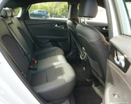 Белый Киа Другая, объемом двигателя 1.6 л и пробегом 20 тыс. км за 6400 $, фото 12 на Automoto.ua