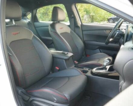 Белый Киа Другая, объемом двигателя 1.6 л и пробегом 20 тыс. км за 6400 $, фото 8 на Automoto.ua