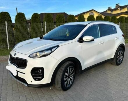 Кіа Інша 2017 у Полтаві на Automoto.ua Білий Кіа Інша, об'ємом двигуна 0 л та пробігом 160 тис. км за 17000 $, фото 2 на Automoto.ua