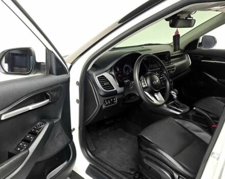 Белый Киа Другая, объемом двигателя 1.6 л и пробегом 132 тыс. км за 17952 $, фото 2 на Automoto.ua