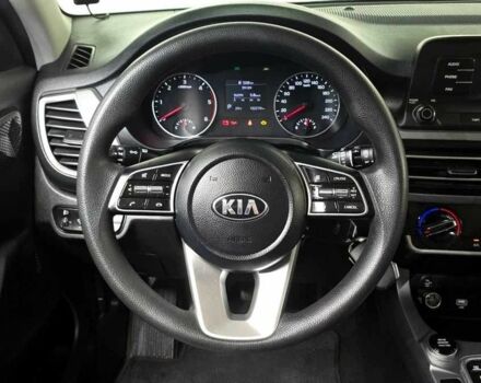 Белый Киа Другая, объемом двигателя 1.6 л и пробегом 132 тыс. км за 17952 $, фото 3 на Automoto.ua