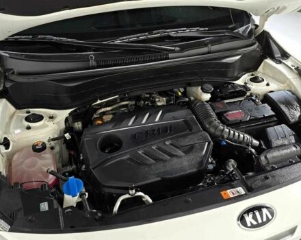 Белый Киа Другая, объемом двигателя 1.6 л и пробегом 132 тыс. км за 17952 $, фото 9 на Automoto.ua