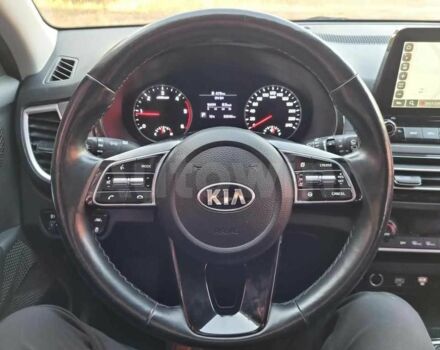 Белый Киа Другая, объемом двигателя 1.6 л и пробегом 50 тыс. км за 13700 $, фото 11 на Automoto.ua