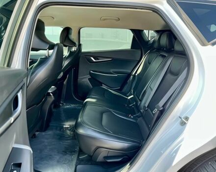 Белый Киа Другая, объемом двигателя 0 л и пробегом 28 тыс. км за 20000 $, фото 10 на Automoto.ua