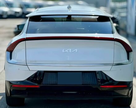 Белый Киа Другая, объемом двигателя 0 л и пробегом 28 тыс. км за 20000 $, фото 4 на Automoto.ua