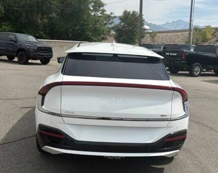 Белый Киа Другая, объемом двигателя 0 л и пробегом 22 тыс. км за 19000 $, фото 4 на Automoto.ua