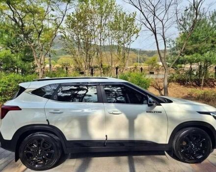 Белый Киа Другая, объемом двигателя 1.6 л и пробегом 27 тыс. км за 13200 $, фото 6 на Automoto.ua