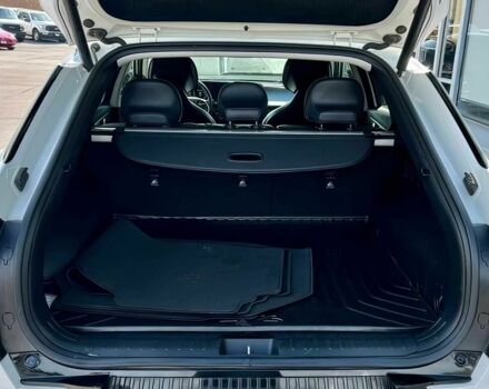 Белый Киа Другая, объемом двигателя 0 л и пробегом 28 тыс. км за 20000 $, фото 11 на Automoto.ua