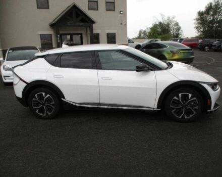 Белый Киа Другая, объемом двигателя 0 л и пробегом 20 тыс. км за 18000 $, фото 5 на Automoto.ua