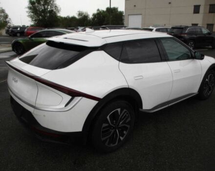 Белый Киа Другая, объемом двигателя 0 л и пробегом 20 тыс. км за 18000 $, фото 4 на Automoto.ua