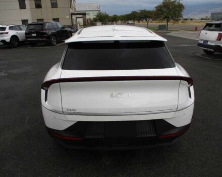 Белый Киа Другая, объемом двигателя 0 л и пробегом 20 тыс. км за 18000 $, фото 2 на Automoto.ua