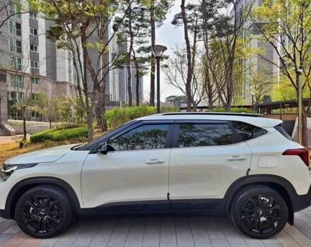 Белый Киа Другая, объемом двигателя 1.6 л и пробегом 27 тыс. км за 13200 $, фото 2 на Automoto.ua