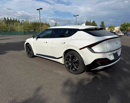 Белый Киа Другая, объемом двигателя 0 л и пробегом 16 тыс. км за 18000 $, фото 4 на Automoto.ua