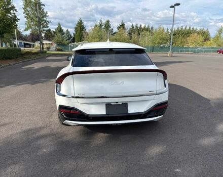 Белый Киа Другая, объемом двигателя 0 л и пробегом 16 тыс. км за 18000 $, фото 5 на Automoto.ua