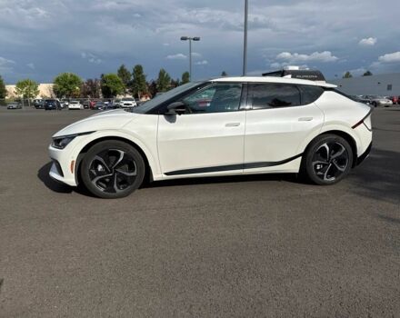 Белый Киа Другая, объемом двигателя 0 л и пробегом 16 тыс. км за 18000 $, фото 3 на Automoto.ua