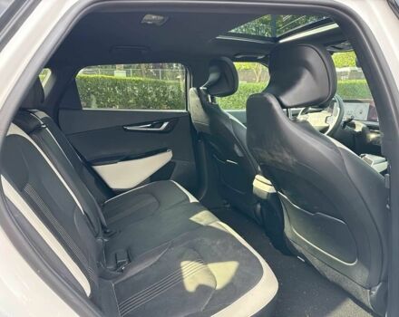 Белый Киа Другая, объемом двигателя 0 л и пробегом 16 тыс. км за 18000 $, фото 10 на Automoto.ua