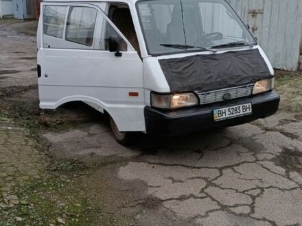 Білий Кіа Інша, об'ємом двигуна 0 л та пробігом 1000 тис. км за 1600 $, фото 1 на Automoto.ua