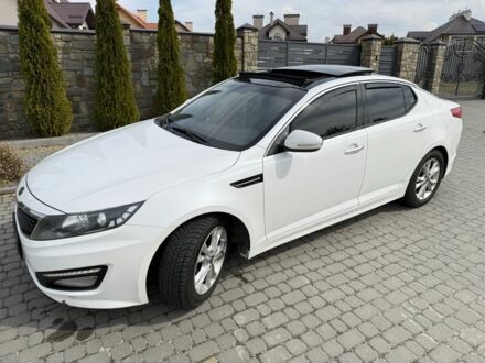 Белый Киа Другая, объемом двигателя 2 л и пробегом 400 тыс. км за 7700 $, фото 1 на Automoto.ua