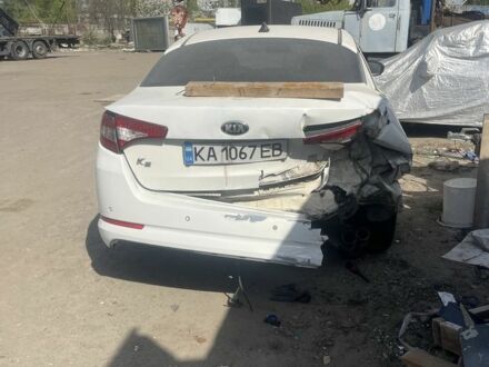 Кіа Інша 2012 у Києві на Automoto.ua Білий Кіа Інша, об'ємом двигуна 2 л та пробігом 166 тис. км за 5100 $, фото 1 на Automoto.ua