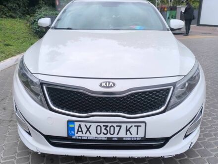 Киа Другая 2013 в Харькове на Automoto.ua Белый Киа Другая, объемом двигателя 2 л и пробегом 255 тыс. км за 9200 $, фото 1 на Automoto.ua