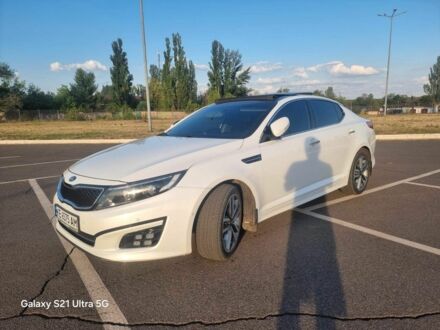 Киа Другая 2013 в Кривом Роге на Automoto.ua Белый Киа Другая, объемом двигателя 2 л и пробегом 230 тыс. км за 13500 $, фото 1 на Automoto.ua