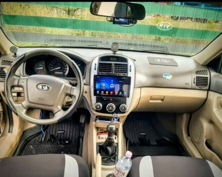 Бежевый Киа Другая, объемом двигателя 0 л и пробегом 199 тыс. км за 5500 $, фото 2 на Automoto.ua