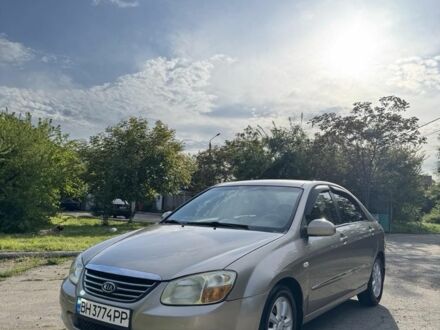 Киа Другая 2008 в Южное на Automoto.ua Бежевый Киа Другая, объемом двигателя 1.6 л и пробегом 152 тыс. км за 4500 $, фото 1 на Automoto.ua