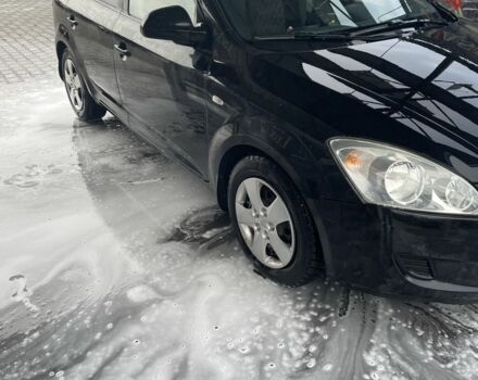 Черный Киа Другая, объемом двигателя 1.4 л и пробегом 179 тыс. км за 4600 $, фото 10 на Automoto.ua