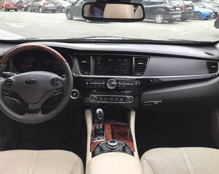 Чорний Кіа Інша, об'ємом двигуна 5 л та пробігом 62 тис. км за 16600 $, фото 9 на Automoto.ua