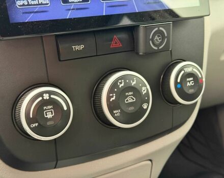 Чорний Кіа Інша, об'ємом двигуна 1.6 л та пробігом 224 тис. км за 4900 $, фото 23 на Automoto.ua