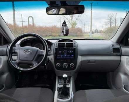 Чорний Кіа Інша, об'ємом двигуна 1.6 л та пробігом 224 тис. км за 4900 $, фото 18 на Automoto.ua