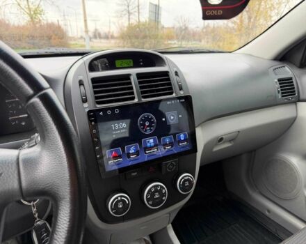 Чорний Кіа Інша, об'ємом двигуна 1.6 л та пробігом 224 тис. км за 4900 $, фото 21 на Automoto.ua