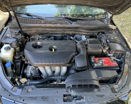 Черный Киа Другая, объемом двигателя 2 л и пробегом 200 тыс. км за 7600 $, фото 18 на Automoto.ua