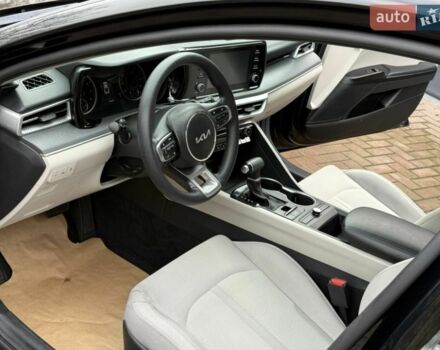 Чорний Кіа Інша, об'ємом двигуна 1.6 л та пробігом 86 тис. км за 19600 $, фото 6 на Automoto.ua