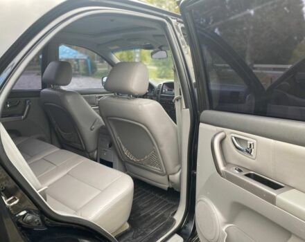 Черный Киа Другая, объемом двигателя 2.5 л и пробегом 275 тыс. км за 7499 $, фото 7 на Automoto.ua