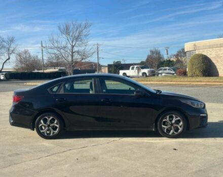 Черный Киа Другая, объемом двигателя 2 л и пробегом 45 тыс. км за 3150 $, фото 2 на Automoto.ua