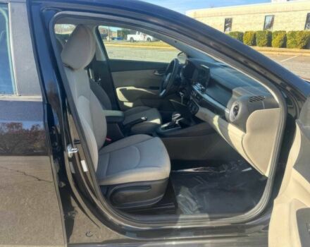 Черный Киа Другая, объемом двигателя 2 л и пробегом 45 тыс. км за 3150 $, фото 8 на Automoto.ua