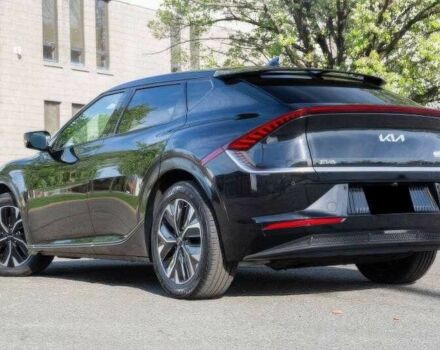 Чорний Кіа Інша, об'ємом двигуна 0 л та пробігом 20 тис. км за 16950 $, фото 4 на Automoto.ua