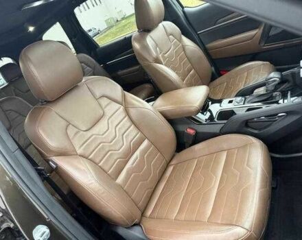 Коричневый Киа Другая, объемом двигателя 3.8 л и пробегом 31 тыс. км за 7900 $, фото 18 на Automoto.ua