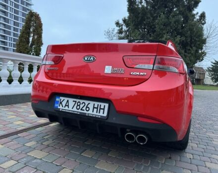 Красный Киа Другая, объемом двигателя 2 л и пробегом 165 тыс. км за 9700 $, фото 2 на Automoto.ua
