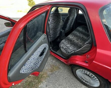 Красный Киа Другая, объемом двигателя 1.5 л и пробегом 245 тыс. км за 1100 $, фото 6 на Automoto.ua