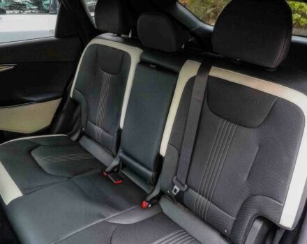 Красный Киа Другая, объемом двигателя 0 л и пробегом 20 тыс. км за 14500 $, фото 8 на Automoto.ua