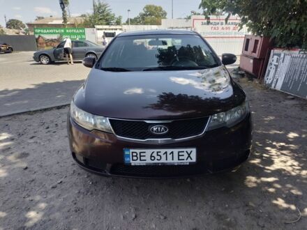 Киа Другая 2009 в Николаеве на Automoto.ua Красный Киа Другая, объемом двигателя 1.6 л и пробегом 370 тыс. км за 5600 $, фото 1 на Automoto.ua