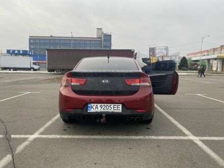 Кіа Інша 2010 у Борисполе на Automoto.ua Червоний Кіа Інша, об'ємом двигуна 1.6 л та пробігом 190 тис. км за 6500 $, фото 1 на Automoto.ua