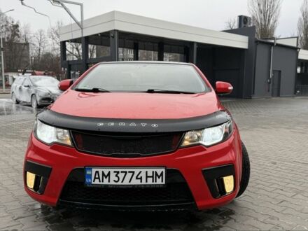 Киа Другая 2010 в Житомире на Automoto.ua Красный Киа Другая, объемом двигателя 2 л и пробегом 140 тыс. км за 8000 $, фото 1 на Automoto.ua