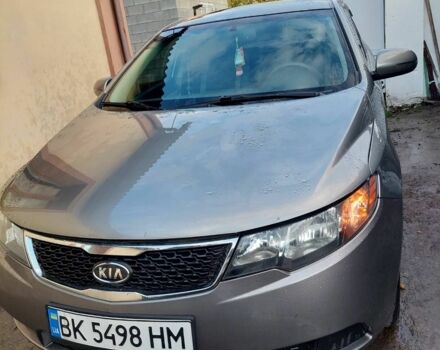 Серый Киа Другая, объемом двигателя 2 л и пробегом 100 тыс. км за 7800 $, фото 2 на Automoto.ua