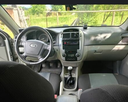 Серый Киа Другая, объемом двигателя 1.6 л и пробегом 224 тыс. км за 3700 $, фото 14 на Automoto.ua