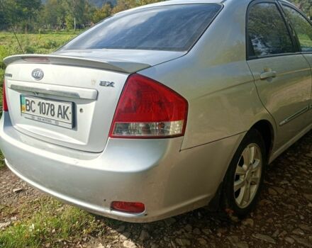 Серый Киа Другая, объемом двигателя 1.6 л и пробегом 224 тыс. км за 3700 $, фото 2 на Automoto.ua